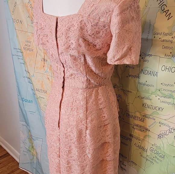 Vintage 1950s Pink Lace Cocktail Dress By Form Fit New York Knee Lenght - Picture 8 of 16